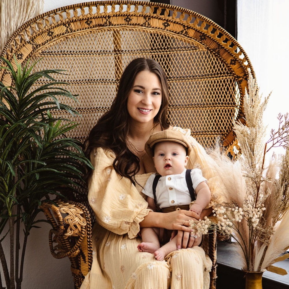 Meet your Posher, Adrianna